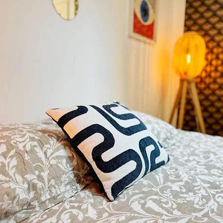 Willow - Check In H24 - Wifi ليون
